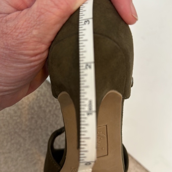 NWOB Fioni dress shoes - Picture 7 of 8